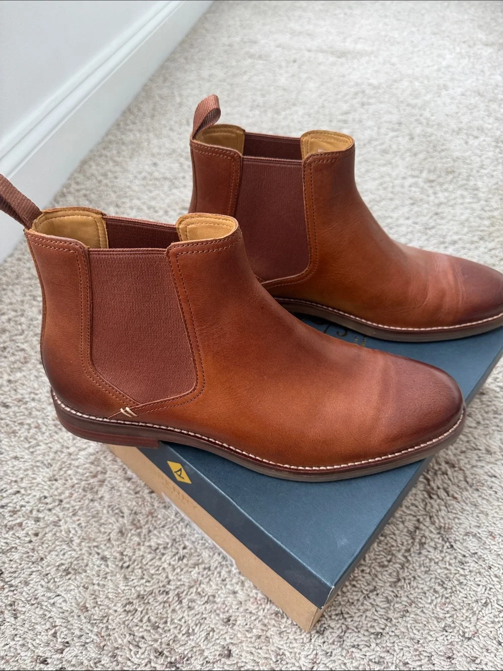 Men's Sperry Gold Exeter Chelsea Boot in Saddle Brown Leather